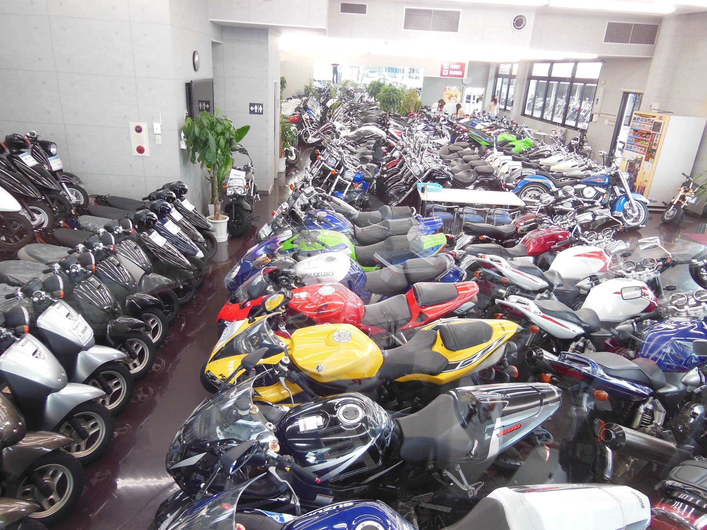 バイクショップRPM 店舗写真